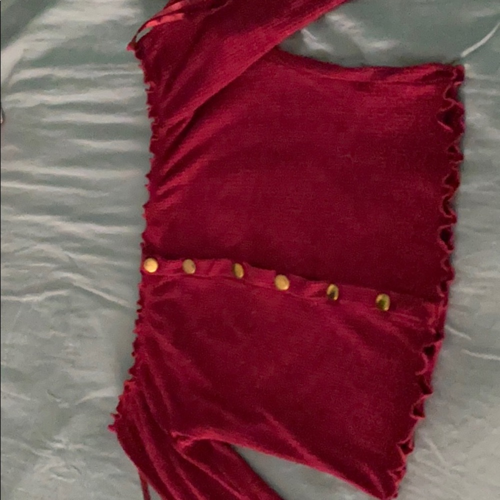 Crop top with sleeves
